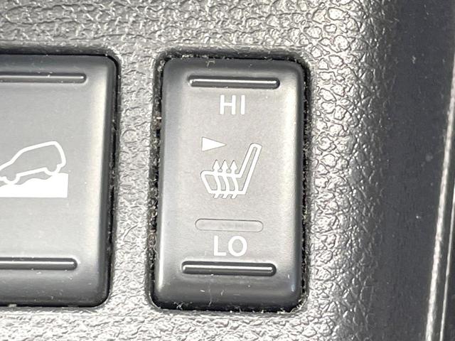 エクストレイル ２０Ｘｔｔ　４ＷＤ　純正ＳＤナビ　バックカメラ　全席シートヒーター　ドラレコ　スマートキー　ＨＩＤヘッド　ＥＴＣ　クルコン　オートライト　オートエアコン　純正１８インチアルミ　Ｂｌｕｅｔｏｏｔｈ　ＣＤ（30枚目）