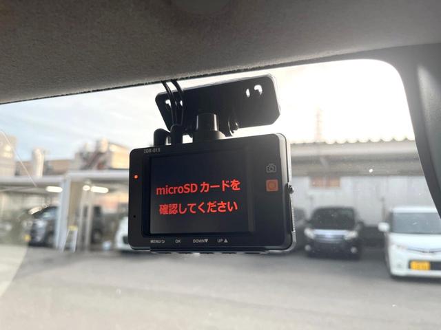 ルーミー カスタムG 両側電動ドア 純正SDナビ バックカメラ 衝突被害軽減システム 禁煙車 スマートキー LEDヘッド ビルトインETC クルコン オートライト オートエアコン 純正 Bluetooth CD(6枚目)