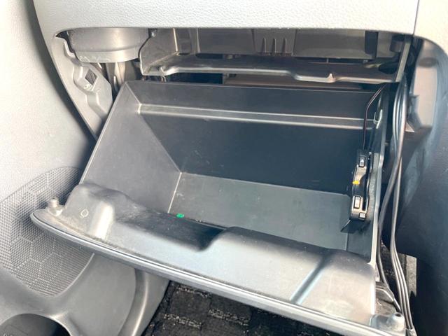 スペーシアカスタム ＸＳ　ＳＤナビ　衝突被害軽減システム　ＨＩＤヘッド　ＥＴＣ　オートライト　オートエアコン　純正１４インチアルミ　Ｂｌｕｅｔｏｏｔｈ　ＤＶＤ再生（33枚目）