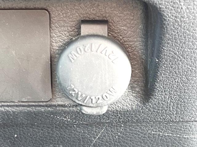 スペーシアカスタム ＸＳ　ＳＤナビ　衝突被害軽減システム　ＨＩＤヘッド　ＥＴＣ　オートライト　オートエアコン　純正１４インチアルミ　Ｂｌｕｅｔｏｏｔｈ　ＤＶＤ再生（37枚目）