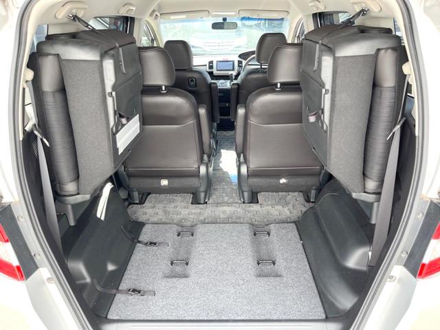 フリードハイブリッド ジャストセレクション 両側電動ドア 純正SDナビ バックカメラ ハーフレザーシート スマートキー HIDヘッド ビルトインETC クルコン オートライト オートエアコン 純正15インチアルミ Bluetooth CD(11枚目)