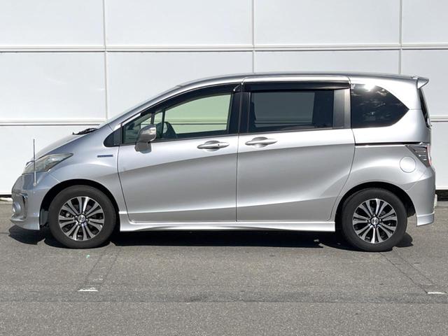 フリードハイブリッド ジャストセレクション 両側電動ドア 純正SDナビ バックカメラ ハーフレザーシート スマートキー HIDヘッド ビルトインETC クルコン オートライト オートエアコン 純正15インチアルミ Bluetooth CD(46枚目)