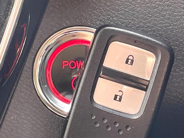 ヴェゼル ハイブリッドZ・ホンダセンシング 純正SDナビ バックカメラ 衝突被害軽減システム レーダークルーズ ハーフレザーシート ドラレコ スマートキー LEDヘッド ビルトインETC オートライト オートエアコン 純正17インチアルミ(22枚目)