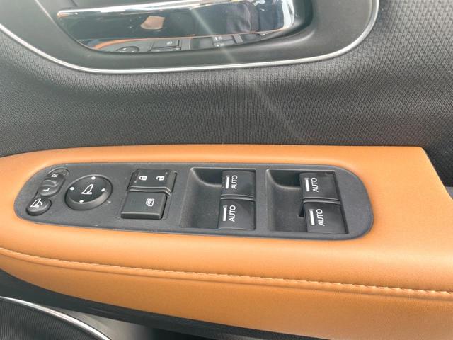 ヴェゼル ハイブリッドZ・ホンダセンシング 純正SDナビ バックカメラ 衝突被害軽減システム レーダークルーズ ハーフレザーシート ドラレコ スマートキー LEDヘッド ビルトインETC オートライト オートエアコン 純正17インチアルミ(37枚目)