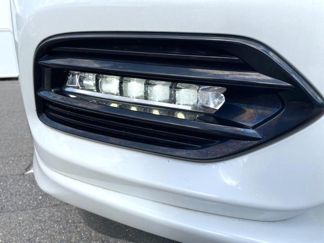 ヴェゼル ハイブリッドZ・ホンダセンシング 純正SDナビ バックカメラ 衝突被害軽減システム レーダークルーズ ハーフレザーシート ドラレコ スマートキー LEDヘッド ビルトインETC オートライト オートエアコン 純正17インチアルミ(44枚目)