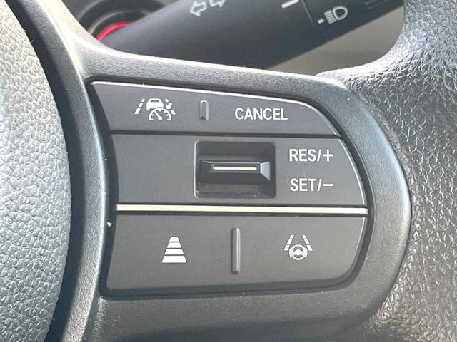 N-BOX ベースグレード 電動スライドドア 衝突被害軽減システム レーダークルーズ 禁煙車 コーナーセンサー スマートキー LEDヘッド 車線逸脱警報 オートライト オートエアコン CD(5枚目)