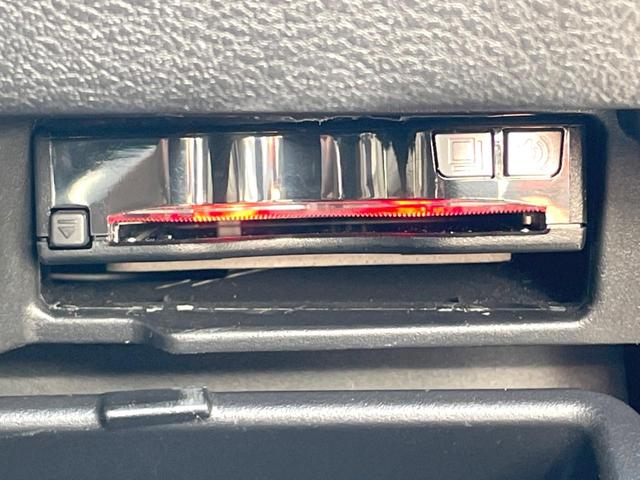 セレナ ハイウェイスター　Ｖセレクション　全周囲カメラ　衝突被害軽減システム　ドラレコ　コーナーセンサー　ＬＥＤヘッド　オートライト　オートエアコン　Ｂｌｕｅｔｏｏｔｈ　ＣＤ　ＤＶＤ再生（36枚目）