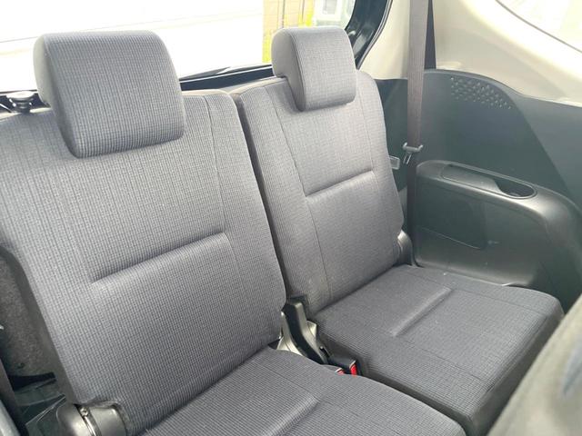 シエンタ Ｇ　純正ナビ　ＨＩＤヘッド　ビルトインＥＴＣ　純正１５インチアルミ　オートエアコン　Ｂｌｕｅｔｏｏｔｈ　ＣＤ　地デジ（9枚目）