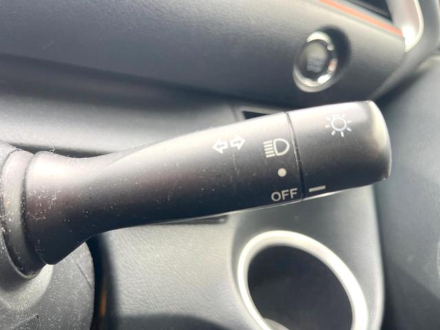 シエンタ Ｇ　純正ナビ　ＨＩＤヘッド　ビルトインＥＴＣ　純正１５インチアルミ　オートエアコン　Ｂｌｕｅｔｏｏｔｈ　ＣＤ　地デジ（27枚目）