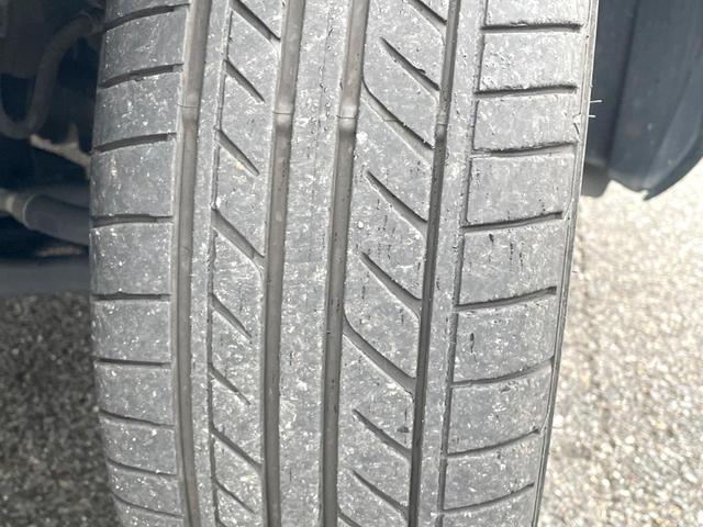 ヴィッツ Ｆ　セーフティーエディションＩＩ　バックカメラ　衝突被害軽減システム　ドラレコ　コーナーセンサー　スマートキー　ＬＥＤヘッド　ビルトインＥＴＣ　オートライト　Ｂｌｕｅｔｏｏｔｈ　ＣＤ　ＤＶＤ再生　フルセグ　ＬＥＤフォグ（40枚目）