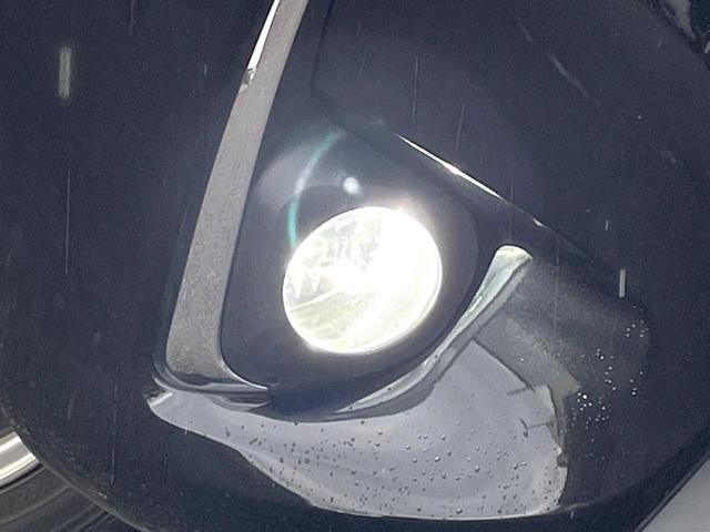 ヴィッツ Ｆ　セーフティーエディションＩＩ　バックカメラ　衝突被害軽減システム　ドラレコ　コーナーセンサー　スマートキー　ＬＥＤヘッド　ビルトインＥＴＣ　オートライト　Ｂｌｕｅｔｏｏｔｈ　ＣＤ　ＤＶＤ再生　フルセグ　ＬＥＤフォグ（43枚目）