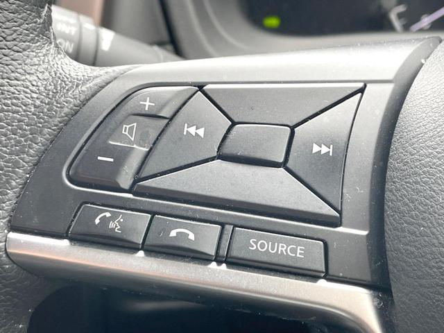 ノート ｅ－パワー　メダリスト　バックカメラ　レーダークルーズ　ハーフレザーシート　コーナーセンサー　スマートキー　ＬＥＤヘッド　ＥＴＣ　純正１５インチアルミ　オートライト　オートエアコン　Ｂｌｕｅｔｏｏｔｈ　ＣＤ　ＤＶＤ再生（25枚目）