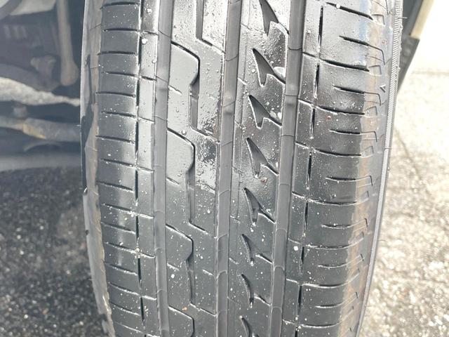 ノート ｅ－パワー　メダリスト　バックカメラ　レーダークルーズ　ハーフレザーシート　コーナーセンサー　スマートキー　ＬＥＤヘッド　ＥＴＣ　純正１５インチアルミ　オートライト　オートエアコン　Ｂｌｕｅｔｏｏｔｈ　ＣＤ　ＤＶＤ再生（43枚目）