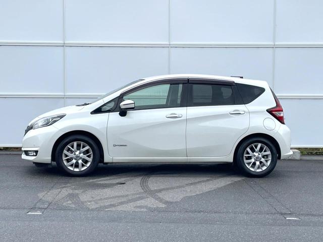 ノート ｅ－パワー　メダリスト　バックカメラ　レーダークルーズ　ハーフレザーシート　コーナーセンサー　スマートキー　ＬＥＤヘッド　ＥＴＣ　純正１５インチアルミ　オートライト　オートエアコン　Ｂｌｕｅｔｏｏｔｈ　ＣＤ　ＤＶＤ再生（47枚目）