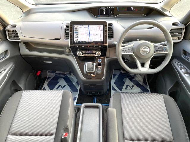 セレナ e-パワー ハイウェイスターV 両側電動ドア 全周囲カメラ 衝突被害軽減システム レーダークルーズ ドラレコ コーナーセンサー スマートキー LEDヘッド ビルトインETC 純正15インチアルミ オートハイビーム オートライト(2枚目)