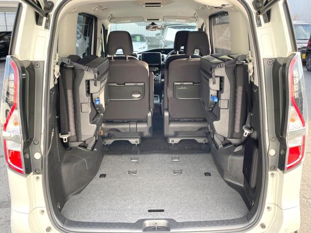 セレナ e-パワー ハイウェイスターV 両側電動ドア 全周囲カメラ 衝突被害軽減システム レーダークルーズ ドラレコ コーナーセンサー スマートキー LEDヘッド ビルトインETC 純正15インチアルミ オートハイビーム オートライト(11枚目)