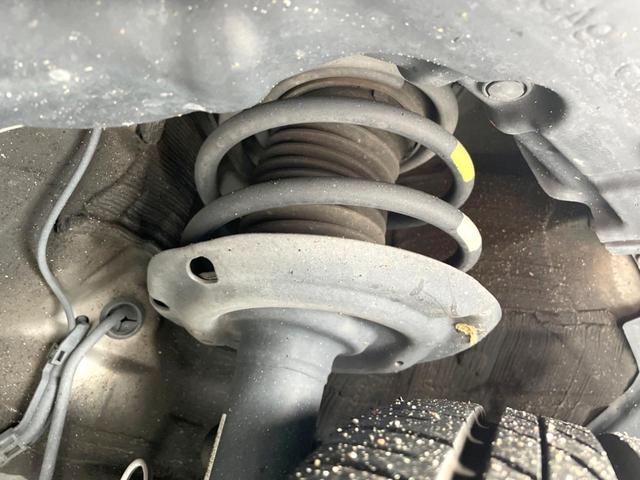 プリウス Sツーリングセレクション 純正SDナビ バックカメラ 100V電源 レザー調シート ドラレコ スマートキー LEDヘッド ビルトインETC クルコン 純正17インチアルミ オートハイビーム オートライト オートエアコン(20枚目)