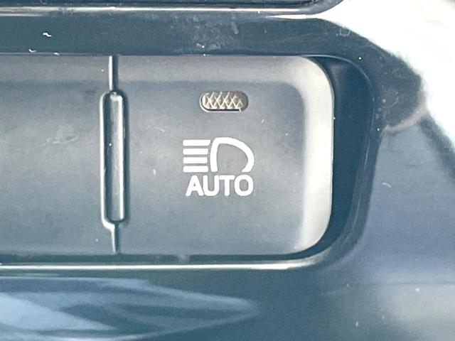 プリウス Sツーリングセレクション 純正SDナビ バックカメラ 100V電源 レザー調シート ドラレコ スマートキー LEDヘッド ビルトインETC クルコン 純正17インチアルミ オートハイビーム オートライト オートエアコン(24枚目)