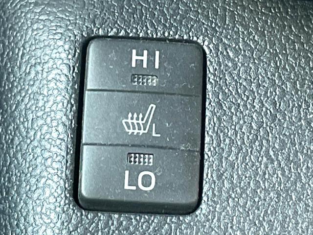 プリウス Sツーリングセレクション 純正SDナビ バックカメラ 100V電源 レザー調シート ドラレコ スマートキー LEDヘッド ビルトインETC クルコン 純正17インチアルミ オートハイビーム オートライト オートエアコン(32枚目)