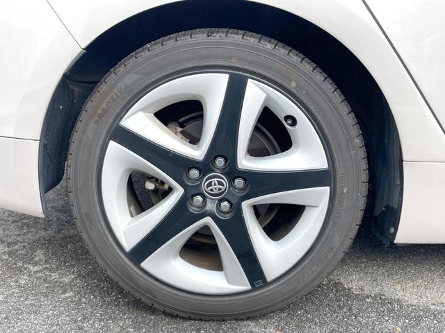 プリウス Sツーリングセレクション 純正SDナビ バックカメラ 100V電源 レザー調シート ドラレコ スマートキー LEDヘッド ビルトインETC クルコン 純正17インチアルミ オートハイビーム オートライト オートエアコン(39枚目)