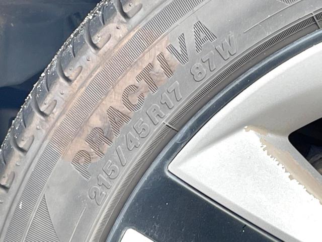 プリウス Sツーリングセレクション 純正SDナビ バックカメラ 100V電源 レザー調シート ドラレコ スマートキー LEDヘッド ビルトインETC クルコン 純正17インチアルミ オートハイビーム オートライト オートエアコン(41枚目)