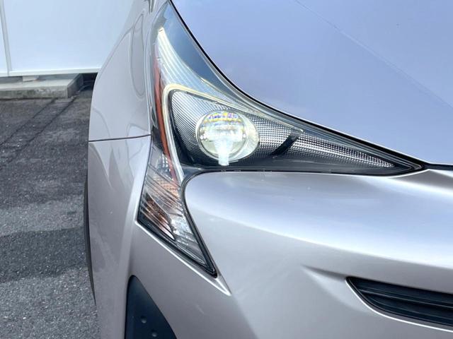 プリウス Sツーリングセレクション 純正SDナビ バックカメラ 100V電源 レザー調シート ドラレコ スマートキー LEDヘッド ビルトインETC クルコン 純正17インチアルミ オートハイビーム オートライト オートエアコン(42枚目)