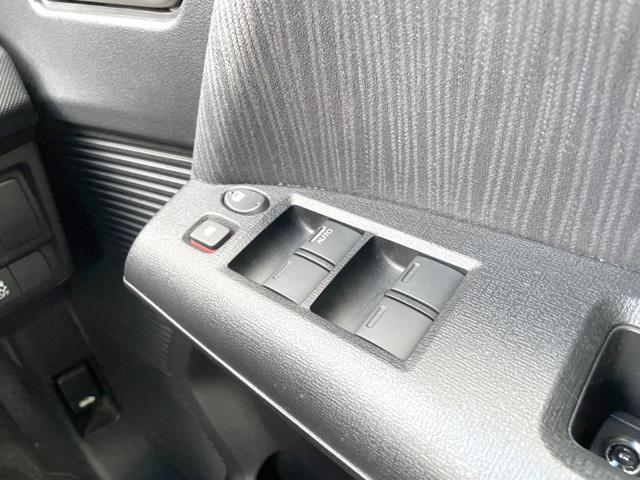 フリード Ｇ　ジャストセレクション＋　電動スライドドア　純正ＳＤナビ　バックカメラ　ハーフレザーシート　スマートキー　ＨＩＤヘッド　ビルトインＥＴＣ　オートライト　オートエアコン　Ｂｌｕｅｔｏｏｔｈ　ＣＤ　ＤＶＤ再生　フルセグ（30枚目）