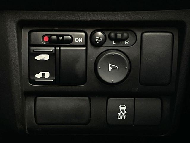 フリード Ｇ　ジャストセレクション＋　電動スライドドア　純正ＳＤナビ　バックカメラ　ハーフレザーシート　スマートキー　ＨＩＤヘッド　ビルトインＥＴＣ　オートライト　オートエアコン　Ｂｌｕｅｔｏｏｔｈ　ＣＤ　ＤＶＤ再生　フルセグ（31枚目）