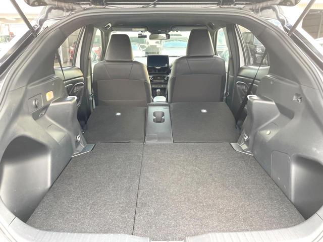 ヤリスクロス ハイブリッドZ 全周囲カメラ 衝突被害軽減システム レーダークルーズ ハーフレザーシート パワーシート ドラレコ コーナーセンサー スマートキー LEDヘッド ビルトインETC 純正18インチアルミ(11枚目)