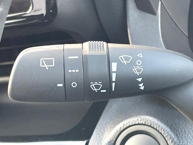 ヤリスクロス ハイブリッドZ 全周囲カメラ 衝突被害軽減システム レーダークルーズ ハーフレザーシート パワーシート ドラレコ コーナーセンサー スマートキー LEDヘッド ビルトインETC 純正18インチアルミ(26枚目)