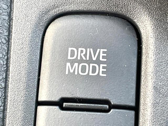 ヤリスクロス ハイブリッドZ 全周囲カメラ 衝突被害軽減システム レーダークルーズ ハーフレザーシート パワーシート ドラレコ コーナーセンサー スマートキー LEDヘッド ビルトインETC 純正18インチアルミ(37枚目)