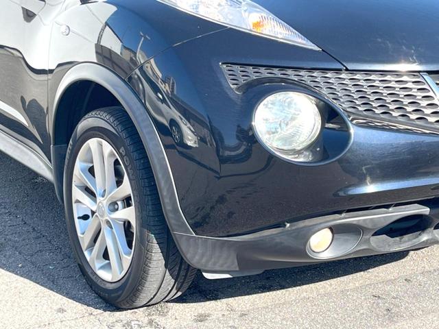 ジューク １５ＲＸ　タイプＶ　純正ＳＤナビ　バックカメラ　スマートキー　ＨＩＤヘッド　ＥＴＣ　純正１７インチアルミ　オートライト　オートエアコン　Ｂｌｕｅｔｏｏｔｈ　ＤＶＤ再生（12枚目）