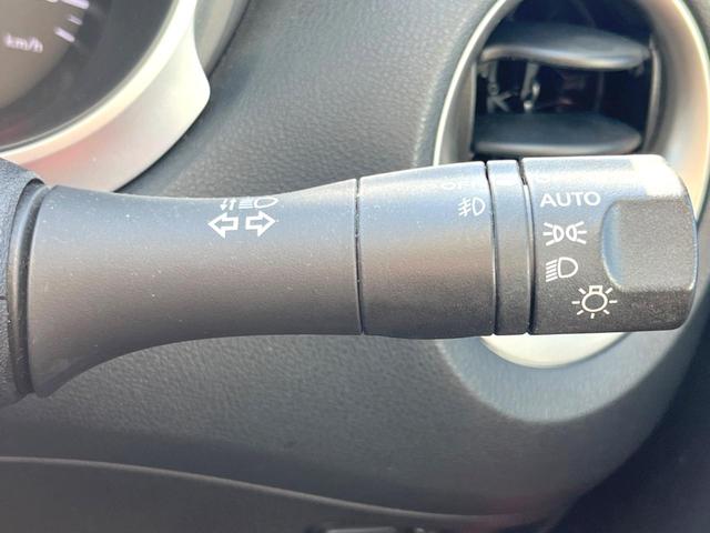 ジューク １５ＲＸ　タイプＶ　純正ＳＤナビ　バックカメラ　スマートキー　ＨＩＤヘッド　ＥＴＣ　純正１７インチアルミ　オートライト　オートエアコン　Ｂｌｕｅｔｏｏｔｈ　ＤＶＤ再生（25枚目）