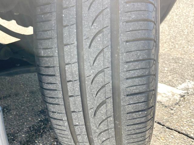 ジューク １５ＲＸ　タイプＶ　純正ＳＤナビ　バックカメラ　スマートキー　ＨＩＤヘッド　ＥＴＣ　純正１７インチアルミ　オートライト　オートエアコン　Ｂｌｕｅｔｏｏｔｈ　ＤＶＤ再生（40枚目）