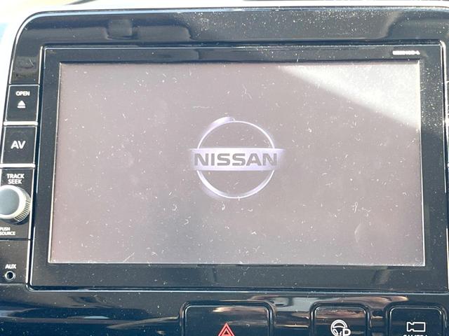 セレナ ハイウェイスター　両側電動ドア　純正ＳＤナビ　後席モニター　全周囲カメラ　ドラレコ　スマートキー　ＬＥＤヘッド　ビルトインＥＴＣ　クルコン　純正１６インチアルミ　オートライト　オートエアコン　Ｂｌｕｅｔｏｏｔｈ　ＣＤ（3枚目）