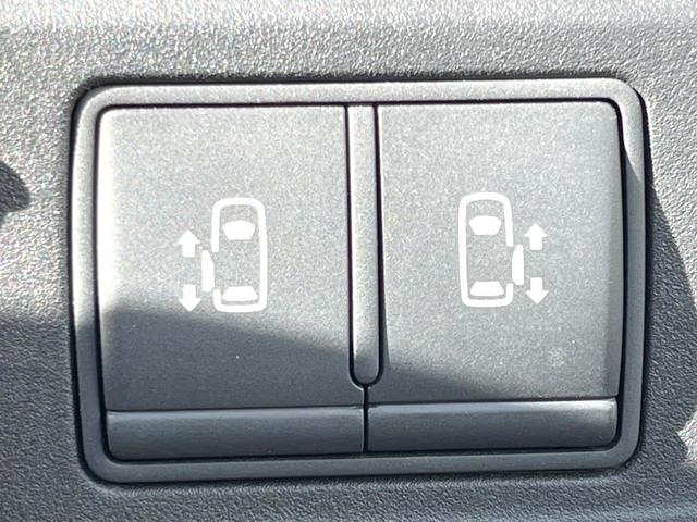 セレナ ハイウェイスター　両側電動ドア　純正ＳＤナビ　後席モニター　全周囲カメラ　ドラレコ　スマートキー　ＬＥＤヘッド　ビルトインＥＴＣ　クルコン　純正１６インチアルミ　オートライト　オートエアコン　Ｂｌｕｅｔｏｏｔｈ　ＣＤ（6枚目）