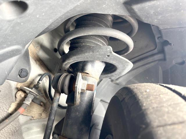 セレナ ハイウェイスター　両側電動ドア　純正ＳＤナビ　後席モニター　全周囲カメラ　ドラレコ　スマートキー　ＬＥＤヘッド　ビルトインＥＴＣ　クルコン　純正１６インチアルミ　オートライト　オートエアコン　Ｂｌｕｅｔｏｏｔｈ　ＣＤ（20枚目）