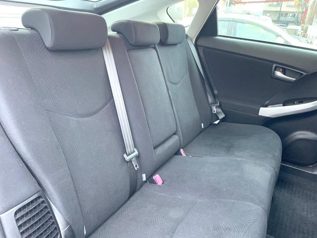 プリウス Ｓ　ＳＤナビ　バックカメラ　禁煙車　スマートキー　ＨＩＤヘッド　ビルトインＥＴＣ　オートライト　オートエアコン　Ｂｌｕｅｔｏｏｔｈ　ＣＤ　地デジ（9枚目）