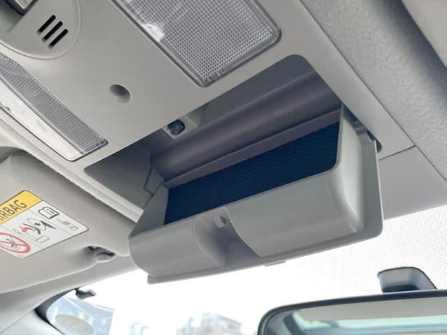 プリウス Ｓ　ＳＤナビ　バックカメラ　禁煙車　スマートキー　ＨＩＤヘッド　ビルトインＥＴＣ　オートライト　オートエアコン　Ｂｌｕｅｔｏｏｔｈ　ＣＤ　地デジ（31枚目）