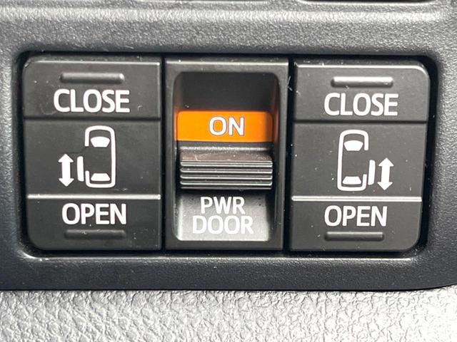 ノア Ｓｉ　ダブルバイビーＩＩ　ＳＤナビ　後席モニター　バックカメラ　衝突被害軽減システム　禁煙車　ハーフレザーシート　コーナーセンサー　スマートキー　ＬＥＤヘッド　ビルトインＥＴＣ　クルコン　純正１６インチアルミ（6枚目）