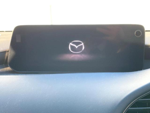 �y�����i�r�z�l�C�̏����i�r�𑕔����Ă���܂��B�i�r�̎g���₷���͂������A�I�[�f�B�I�@�\���[���I�L�����v�◷�s�͂������A�ʋ΂┃�����ȂǕ��i�̃h���C�u���y�����Ȃ�͂���