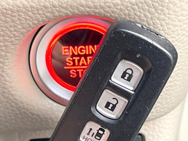 Ｎ－ＢＯＸ Ｇ・Ｌホンダセンシング　電動スライドドア　純正ＳＤナビ　バックカメラ　衝突被害軽減システム　レーダークルーズ　スマートキー　ＬＥＤヘッド　ビルトインＥＴＣ　オートライト　オートエアコン　Ｂｌｕｅｔｏｏｔｈ　ＣＤ　ＤＶＤ再生（8枚目）