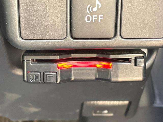 アクア Ｓ　純正ＳＤナビ　バックカメラ　禁煙車　ドラレコ　コーナーセンサー　スマートキー　ＥＴＣ　モデリスタ１５インチアルミ　オートライト　オートエアコン　Ｂｌｕｅｔｏｏｔｈ　ＣＤ　ＤＶＤ再生　地デジ（6枚目）