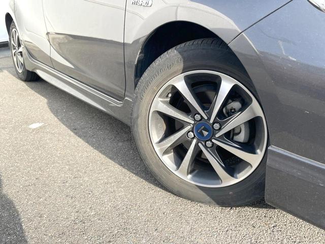 アクア Ｓ　純正ＳＤナビ　バックカメラ　禁煙車　ドラレコ　コーナーセンサー　スマートキー　ＥＴＣ　モデリスタ１５インチアルミ　オートライト　オートエアコン　Ｂｌｕｅｔｏｏｔｈ　ＣＤ　ＤＶＤ再生　地デジ（13枚目）