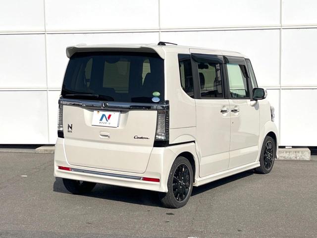 Ｎ－ＢＯＸカスタム Ｇ　ターボＳＳブラックスタイルパッケージ　ＳＤナビ　バックカメラ　衝突被害軽減システム　禁煙車　ハーフレザーシート　前席シートエアコン　ドラレコ　スマートキー　ＨＩＤヘッド　ビルトインＥＴＣ　クルコン　純正１５インチアルミ　オートライト（17枚目）