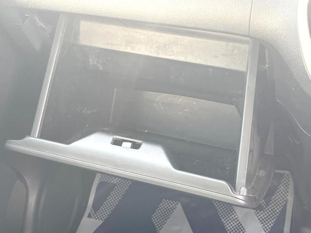 Ｎ－ＢＯＸカスタム Ｇ　ターボＳＳブラックスタイルパッケージ　ＳＤナビ　バックカメラ　衝突被害軽減システム　禁煙車　ハーフレザーシート　前席シートエアコン　ドラレコ　スマートキー　ＨＩＤヘッド　ビルトインＥＴＣ　クルコン　純正１５インチアルミ　オートライト（30枚目）