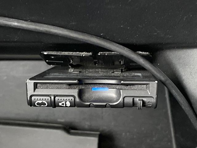 N-BOX G ターボSSパッケージ ターボ 両側電動ドア 純正SDナビ バックカメラ 禁煙車 スマートキー HIDヘッド ETC クルコン 純正14インチアルミ オートライト オートエアコン Bluetooth CD DVD再生(7枚目)