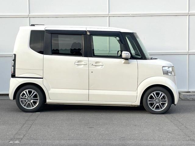 N-BOX G ターボSSパッケージ ターボ 両側電動ドア 純正SDナビ バックカメラ 禁煙車 スマートキー HIDヘッド ETC クルコン 純正14インチアルミ オートライト オートエアコン Bluetooth CD DVD再生(43枚目)