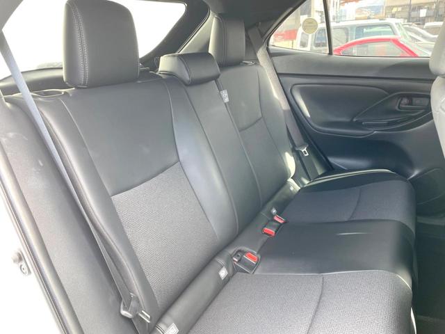 ヤリスクロス ハイブリッドＺ　純正ＳＤナビ　全周囲カメラ　衝突被害軽減システム　レーダークルーズ　禁煙車　ハーフレザーシート　パワーシート　ドラレコ　コーナーセンサー　スマートキー　ＬＥＤヘッド　ビルトインＥＴＣ（12枚目）