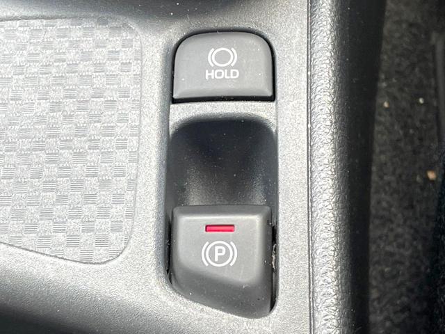 ヤリスクロス ハイブリッドＺ　純正ＳＤナビ　全周囲カメラ　衝突被害軽減システム　レーダークルーズ　禁煙車　ハーフレザーシート　パワーシート　ドラレコ　コーナーセンサー　スマートキー　ＬＥＤヘッド　ビルトインＥＴＣ（34枚目）